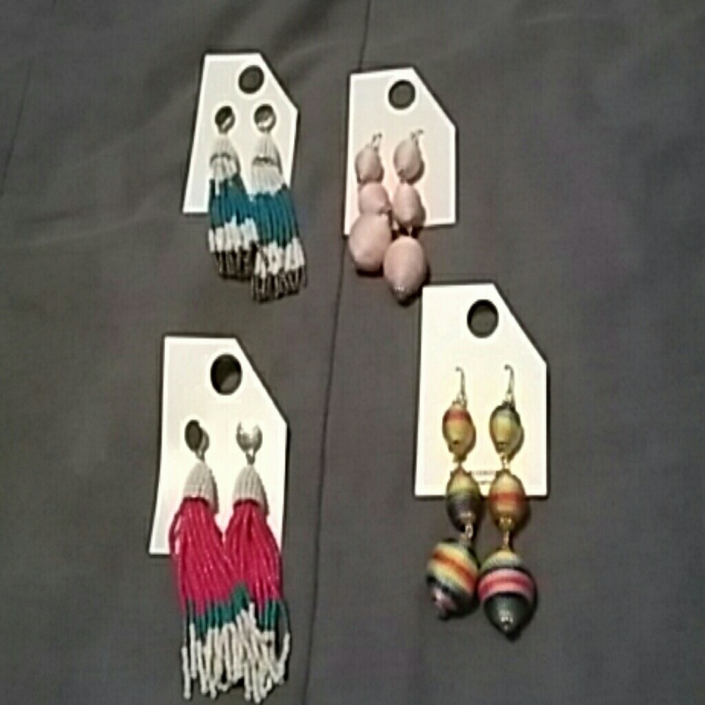 Earrings  NWT